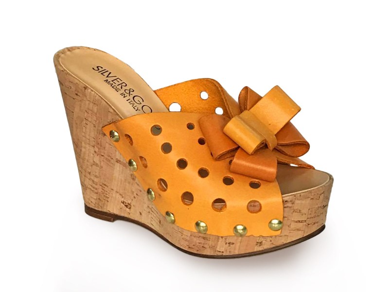 light orange - 21bhweb-min